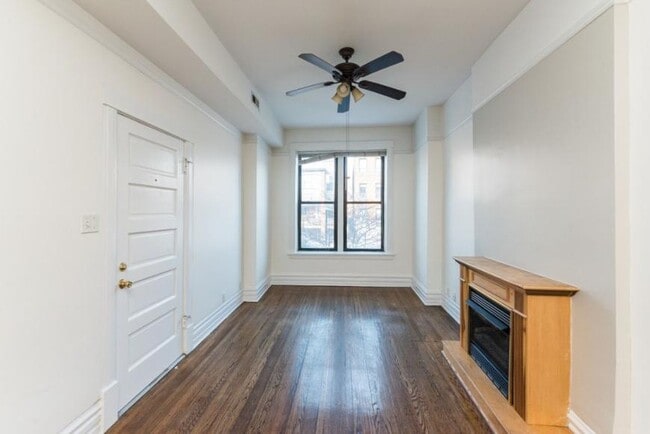 3 bedroom in Chicago IL 60613 - 3 bedroom in Chicago IL 60613 Unidad 1 Rental
