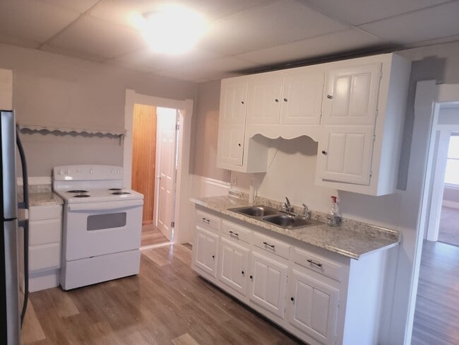 Photo - 80 Linden St Unit 2