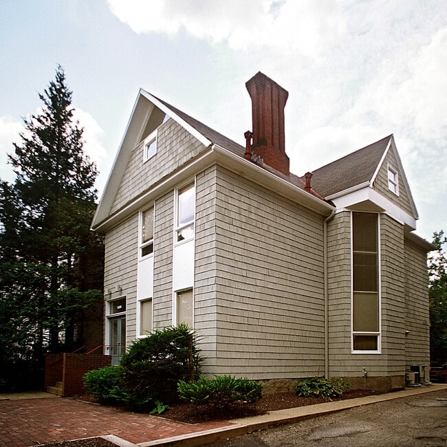 Franklin West Apartments, Leasing Office Pittsburgh, PA