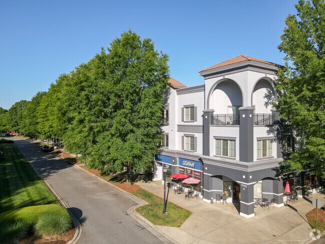 Photo - Bldg C - Kenton Place Apartments