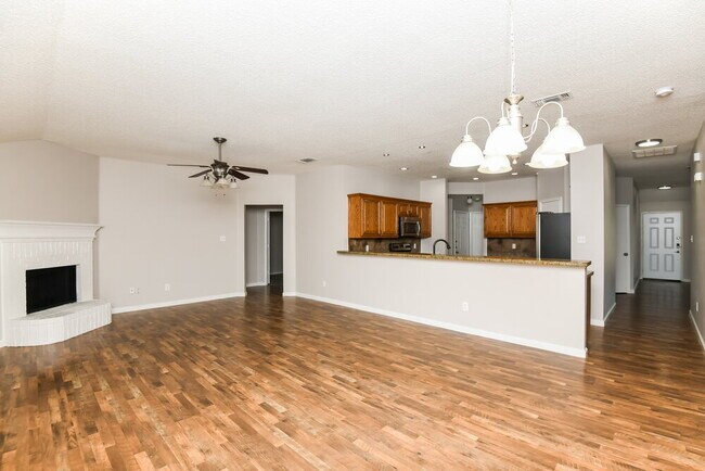 Photo - 415 Marybeth Dr
