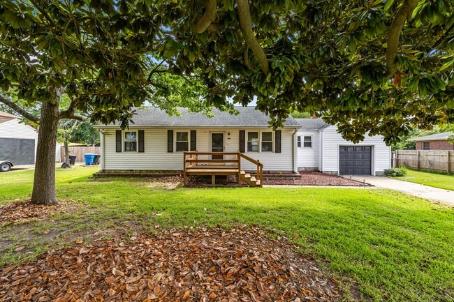 Building Photo - 1216 Olive Rd