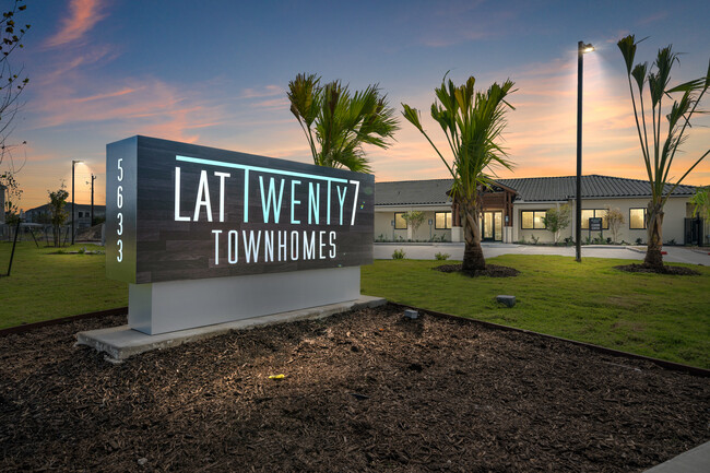 Lat Twenty7 Townhomes - Lat Twenty7 Townhomes