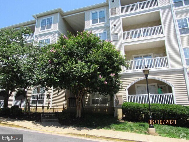 Building Photo - 4561 Strutfield Ln Unit 3106 Rental