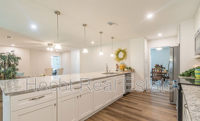 Photo - 157 Persia Dr