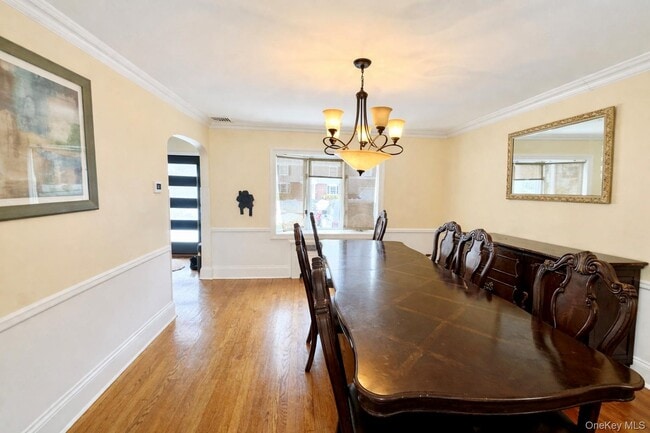 Photo - 2345 Lancaster Ave