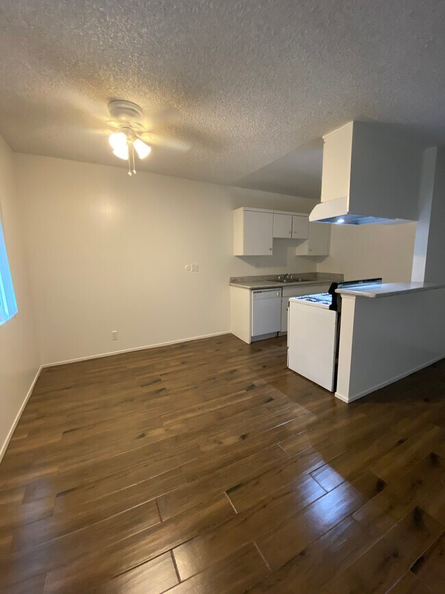 Photo - Bay Pointe Apartments