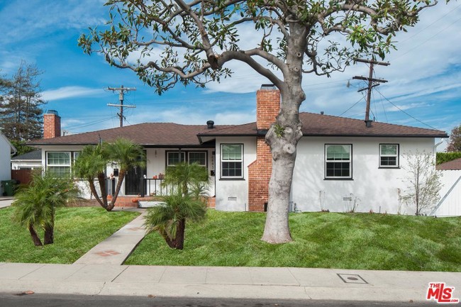 Building Photo - 6843 W 85th Pl Unit 0