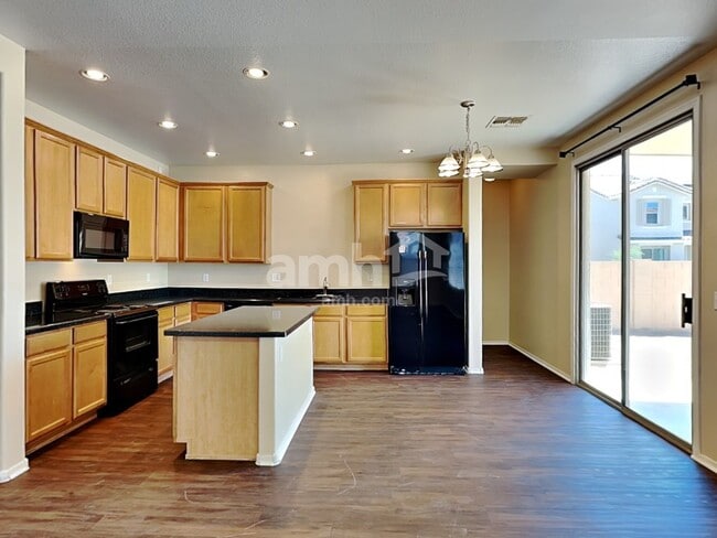 Photo - 16106 N 170th Ln