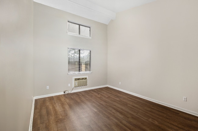 Photo - 3707 Squaw Valley Dr SW Unit d