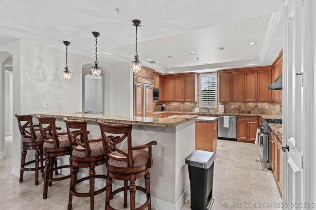 110 Gleason St Unit 203