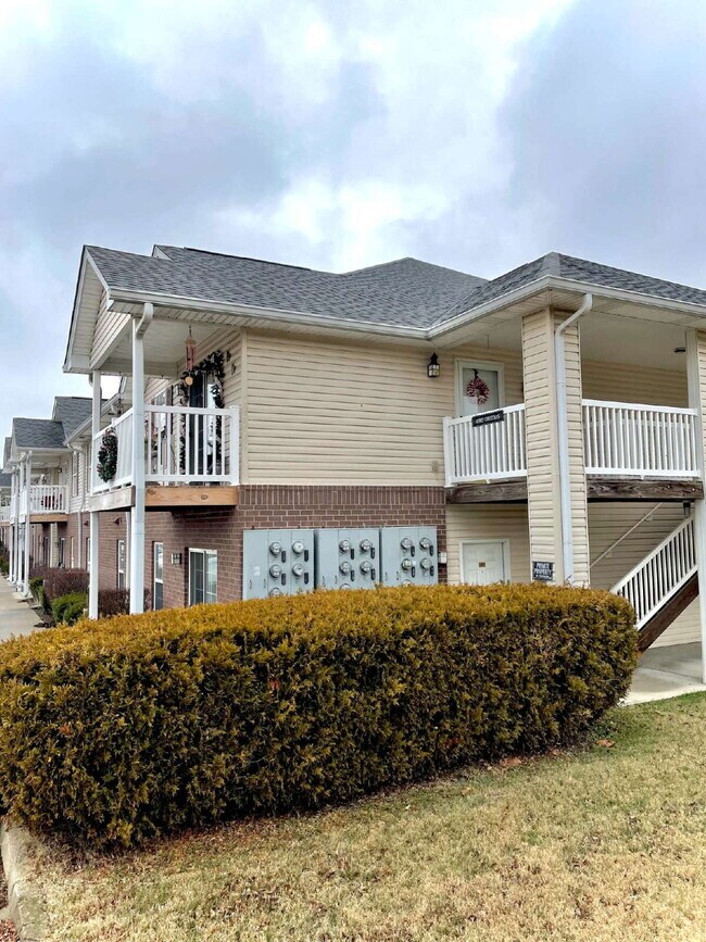 Building Photo - "2-Bed, 2-Bath apartment on Stonestreet Road – 904 Sq Ft!" Unit 214