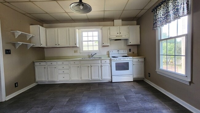 Photo - Renovated Cottage For Rent