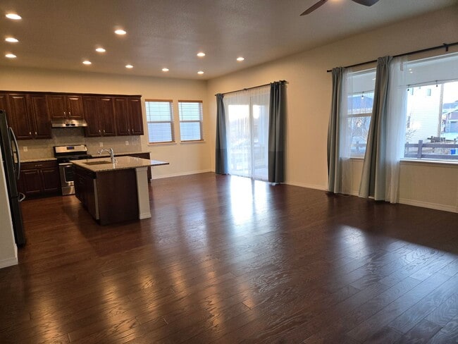 Photo - Spacious 4 Bedroom Single Family Home