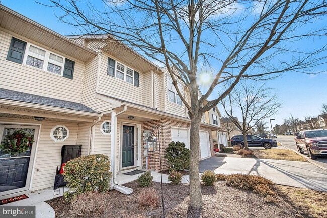 Photo - 156 Sparrow Rd