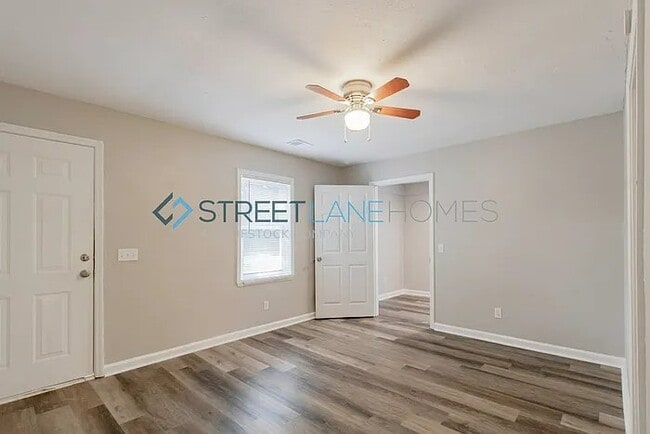 Photo - 108 Parkway Dr