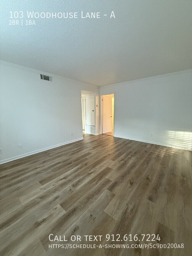 Photo - 103 Woodhouse Ln Unidad A