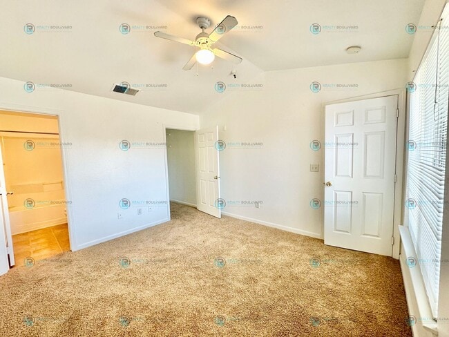 Photo - 200 Talus Way