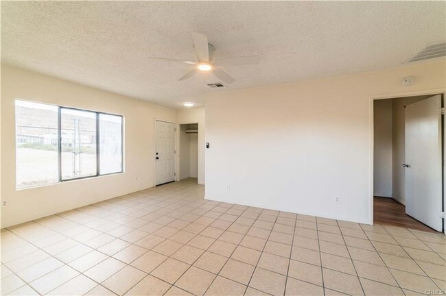 Photo - GREAT LOCATION IN DOWNTOWN - OLD TOWN YUCC...