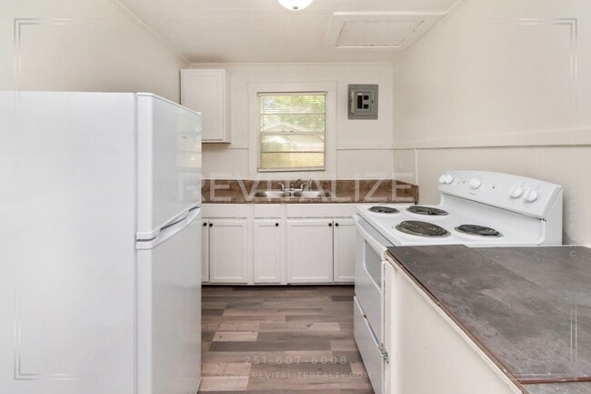 Photo - Newly Updated 1 Bed/1 Bath House in Mobile!