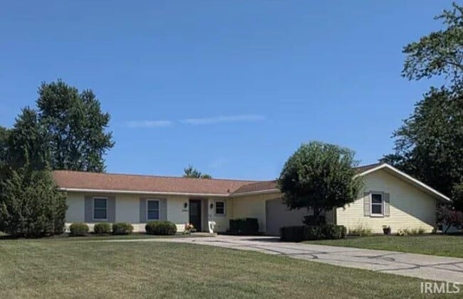 Building Photo - 2907 Greenbriar Dr Rental