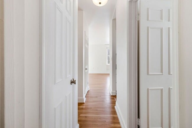 Photo - 1916 17th St NW