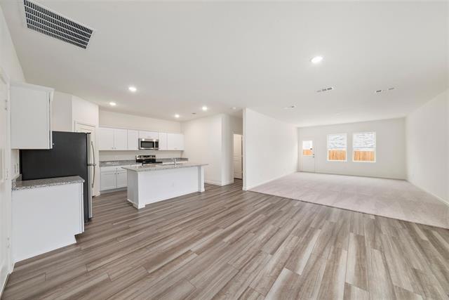 Photo - 2004 Burnwood St