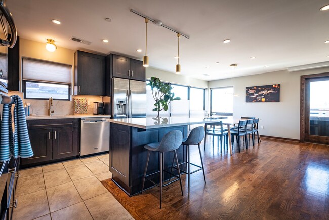 Photo - 4 bed / 4.5 bath flat in South Plaza overl... Apartment Unit GrandA5017 - 1 (lower)