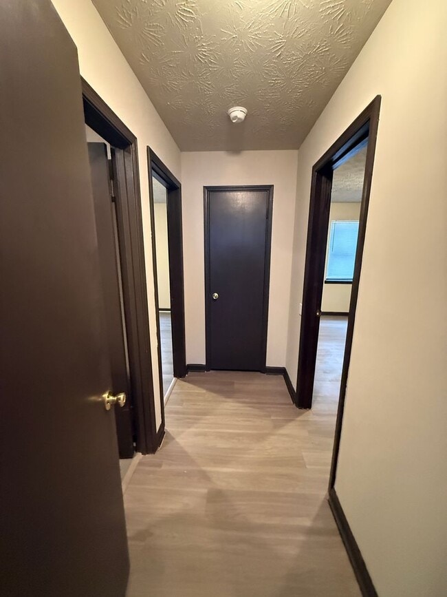 Photo - 210/212 Nicole Cir Unit 212 Nicole Cir