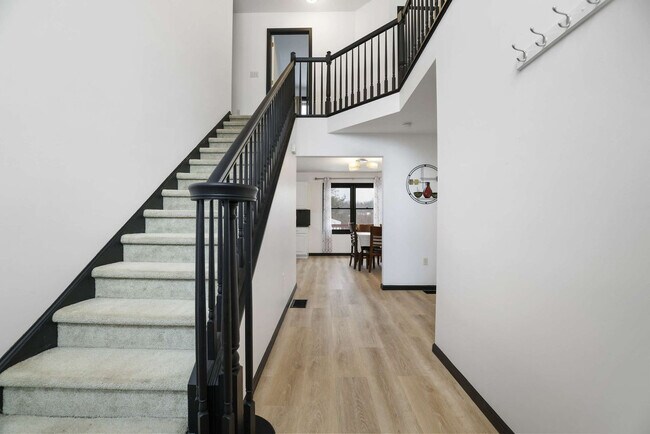 Photo - 153 Bull Run Unit SI ID1490039P