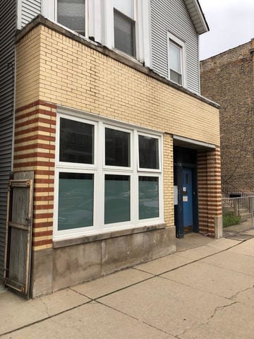 Building Photo - 3736 N Ashland Ave Unit 2F