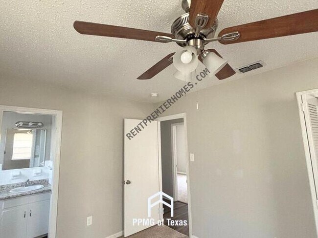 Photo - 22 Plantation Dr