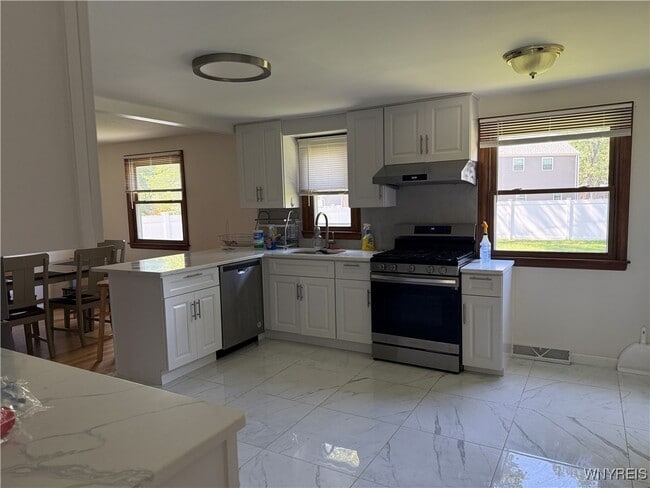 Building Photo - 59 Laurie Lea