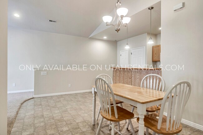 Photo - 1132 Canyon Meadow Dr Unit 4
