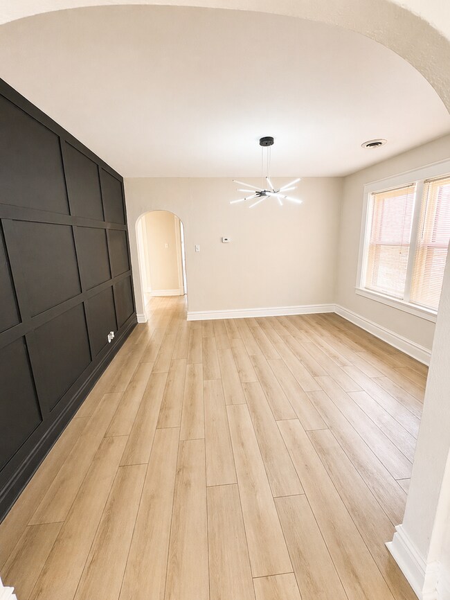 Photo - 7104 Tulane Ave