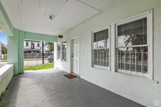 Building Photo - 1601 Holman St Rental