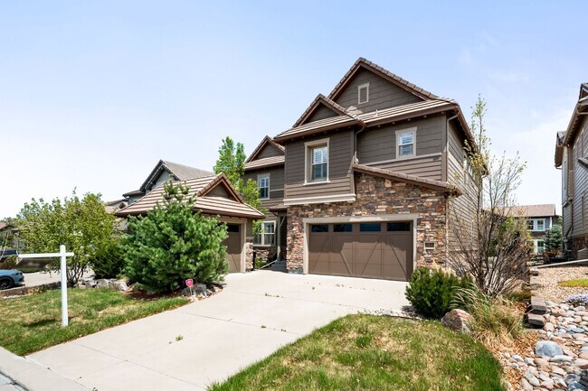 Building Photo - Luxury 4BD, 4BA Backcountry Home with Fenc...