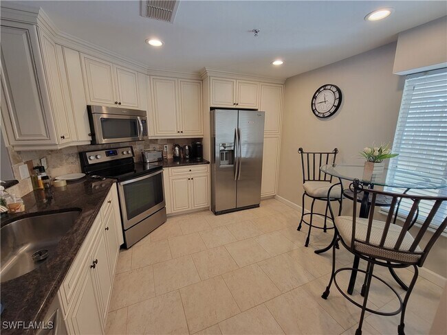 Photo - 3037 Driftwood Way Unidad 3505