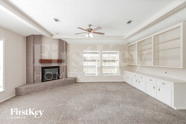 Photo - 1403 Diana Ct