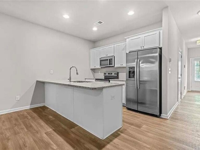 Photo - 3181 Meadowstone Ln SW