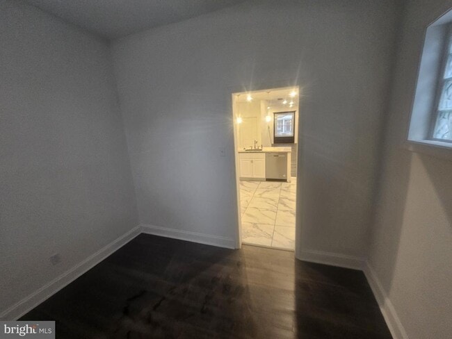 Photo - 423 N 52nd St