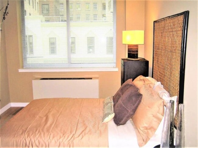 Photo - 4 bedroom in New York NY 10038 Unit 4012