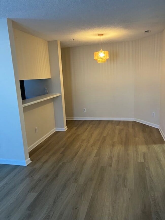 Photo - 721-D Unidad 721-D