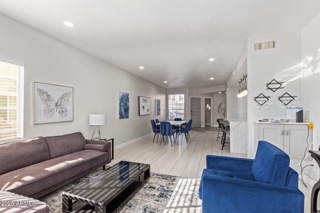 Photo - 1413 W Coral Reef Dr