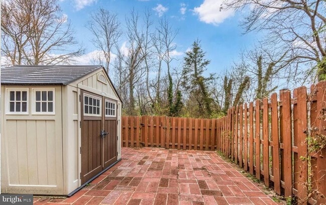 Photo - 5822 Burke Manor Ct