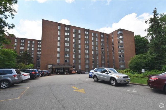 Building Photo - 5 Bayard Rd Unit 100 Rental