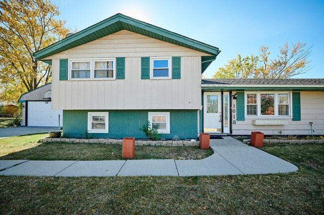 Photo - 1613 Hartmann Dr Casa