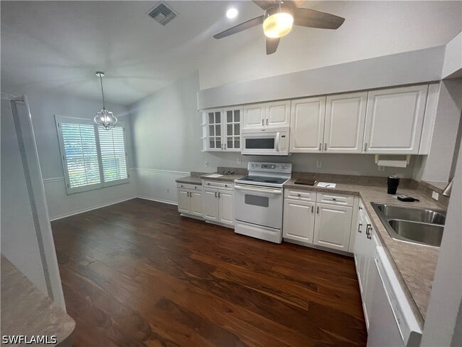 Photo - 5708 Greenwood Cir Unidad 48