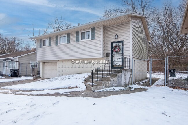 Photo - 576 S New Jersey St