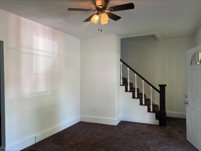 Photo - 714 S 42nd St